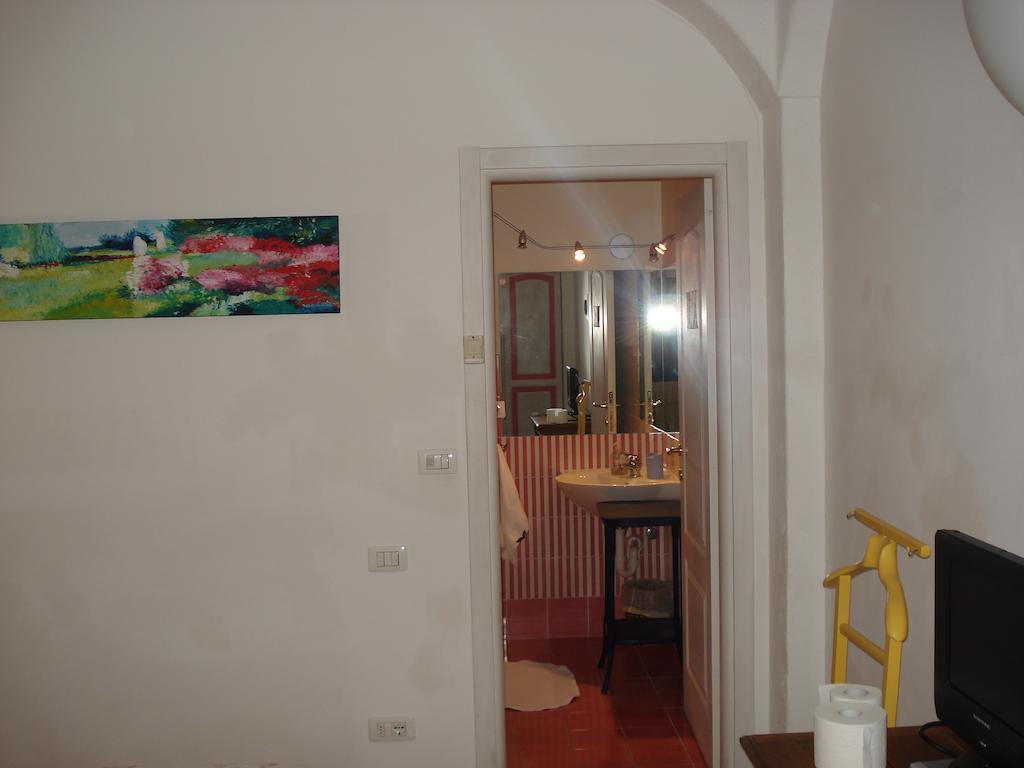 Agriturismo La Vecchia Dolceacquaヴィラ エクステリア 写真